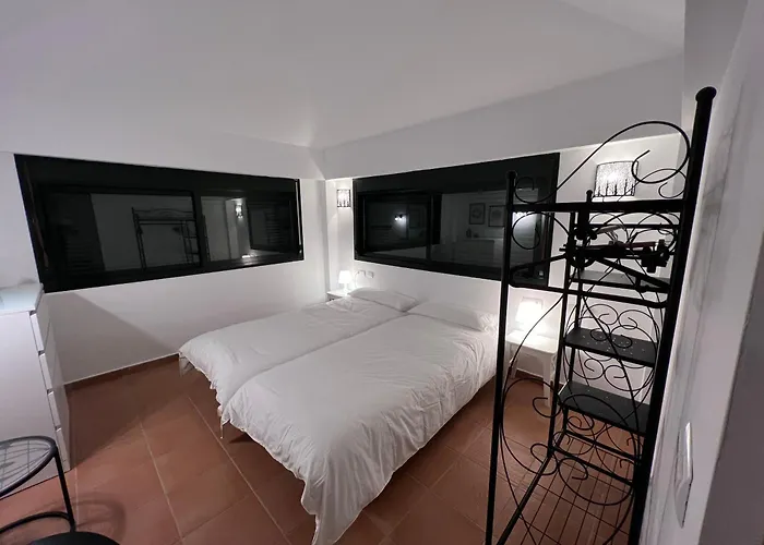 Biznaga Hols (Adults Only)
